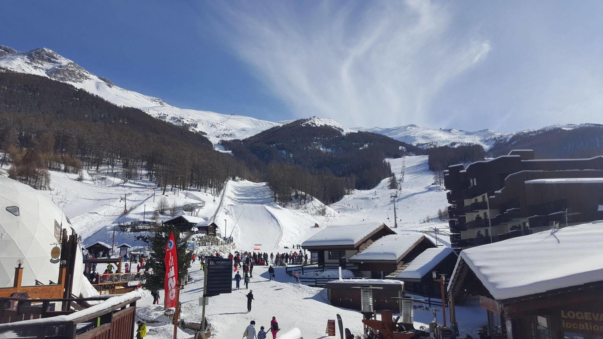 Hotel L'Escale Blanche レ・ゾル エクステリア 写真
